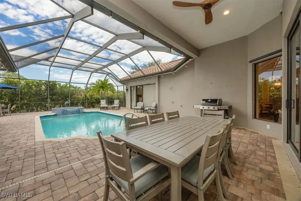 1007 Tivoli Drive Naples FL 34104