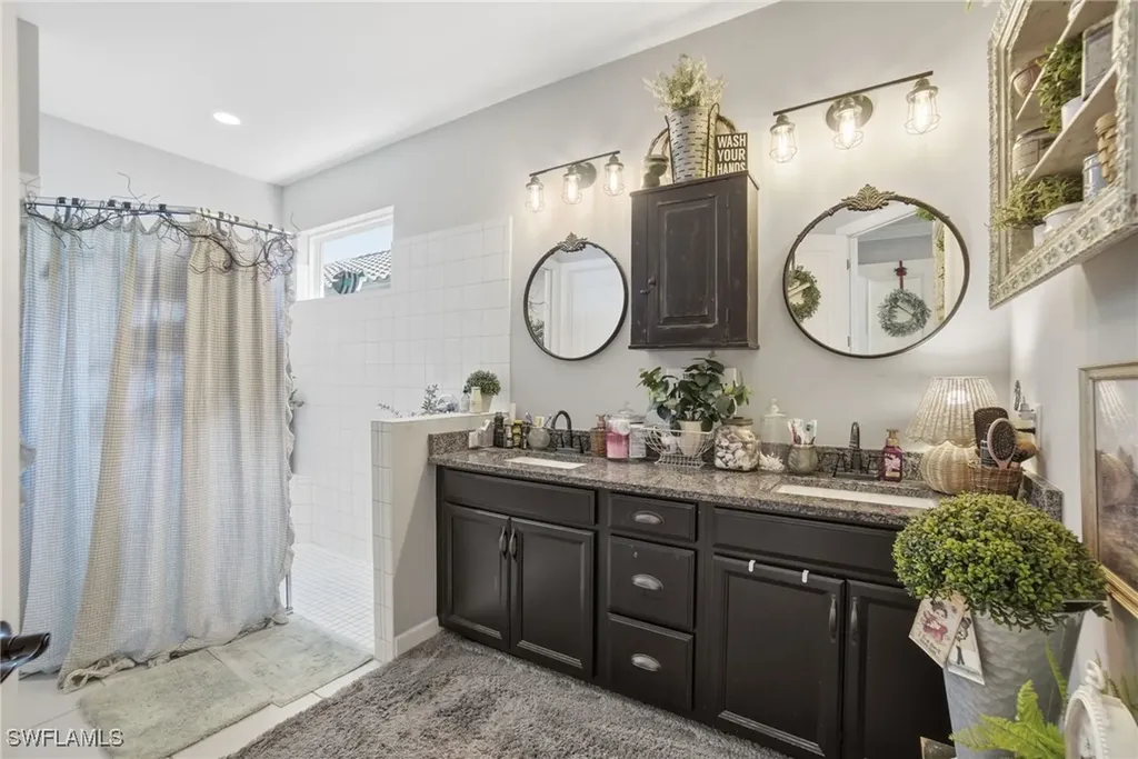 8190 Lucello Terrace S Naples FL 34114