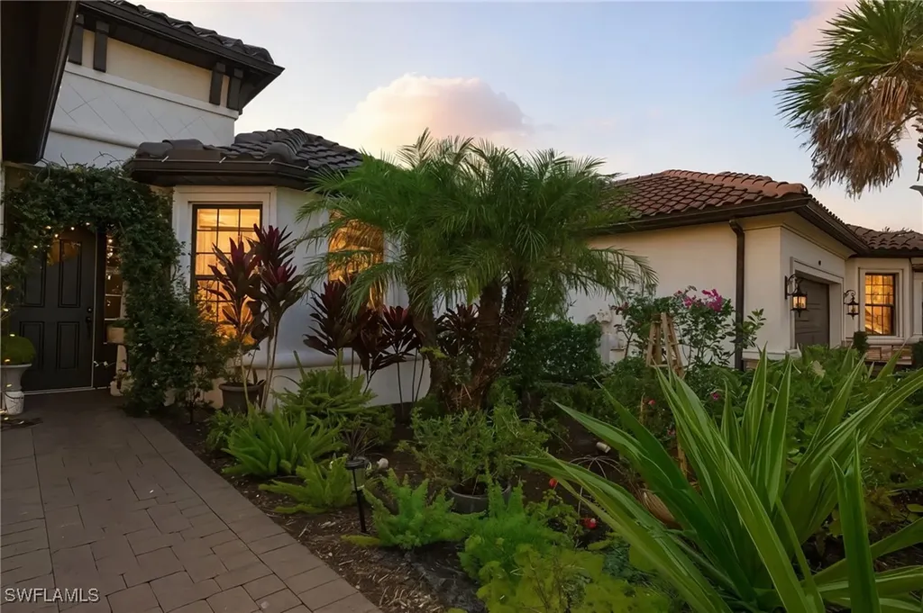 8190 Lucello Terrace S Naples FL 34114