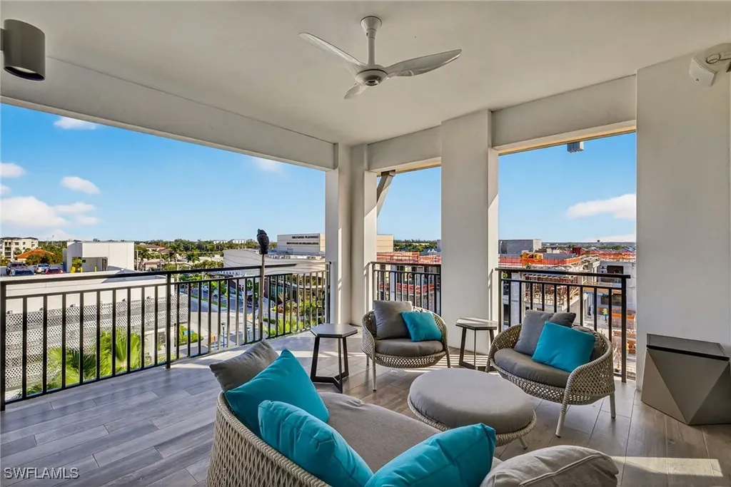 1135 3rd Avenue S Naples FL 34102