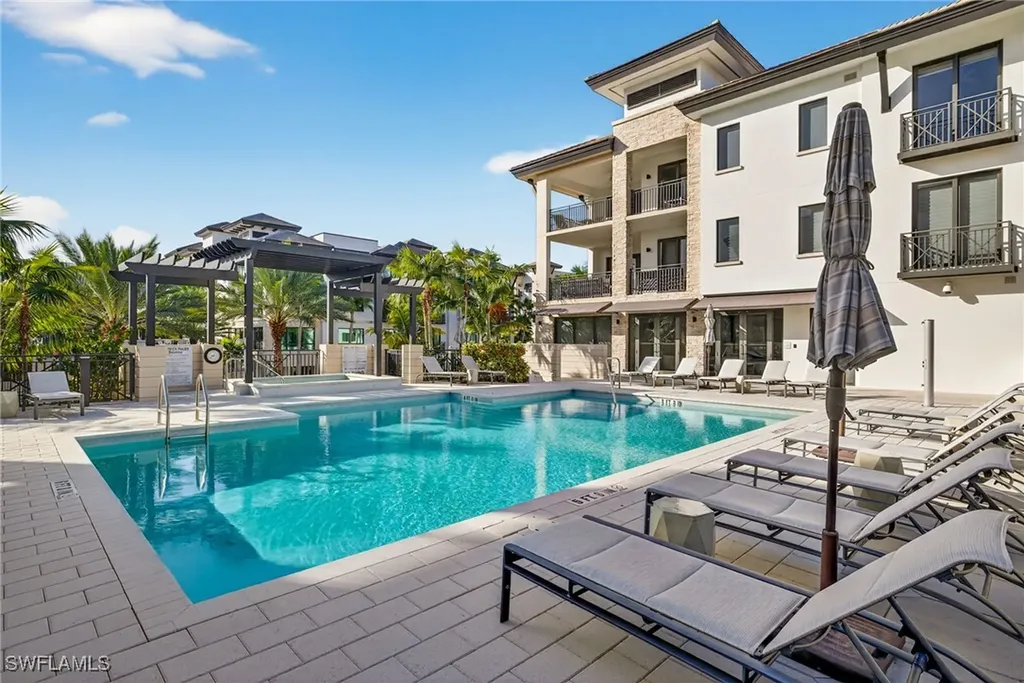 1135 3rd Avenue S Naples FL 34102