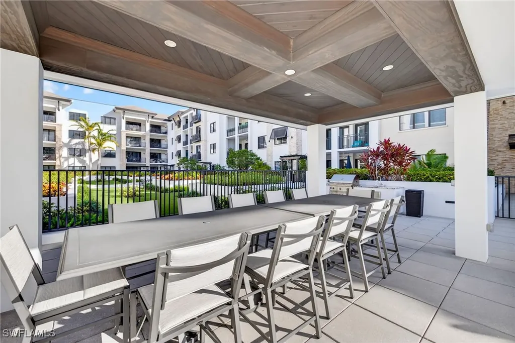 1135 3rd Avenue S Naples FL 34102