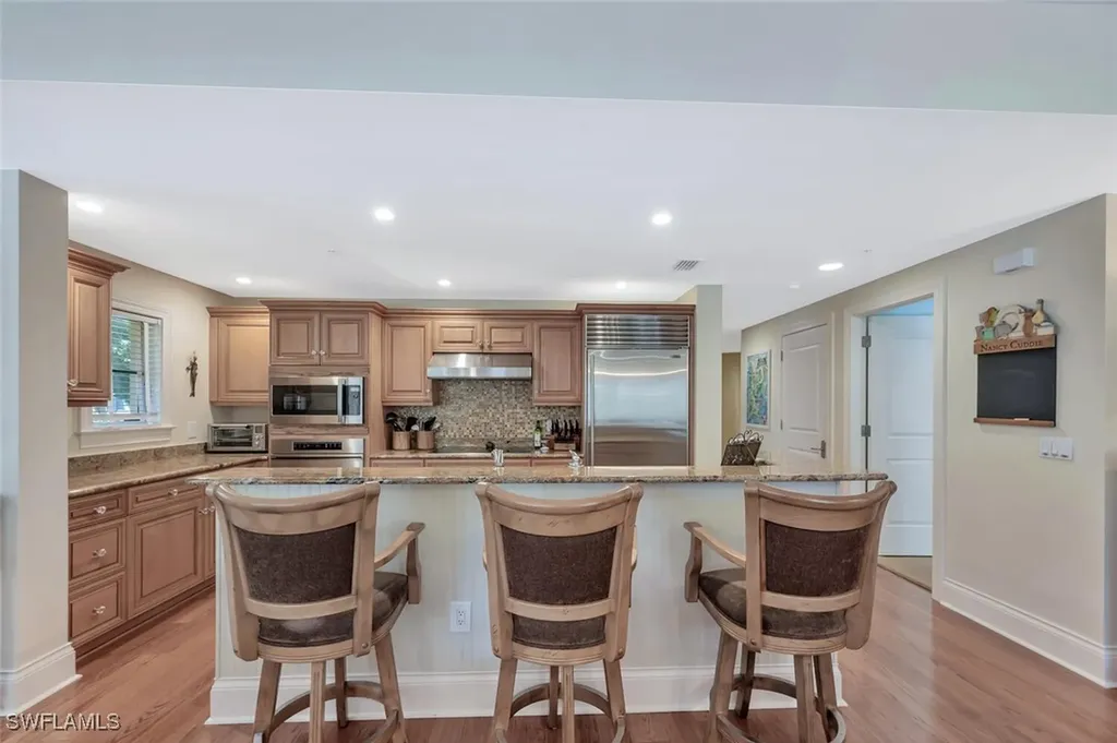 325 3rd Street S Naples FL 34102