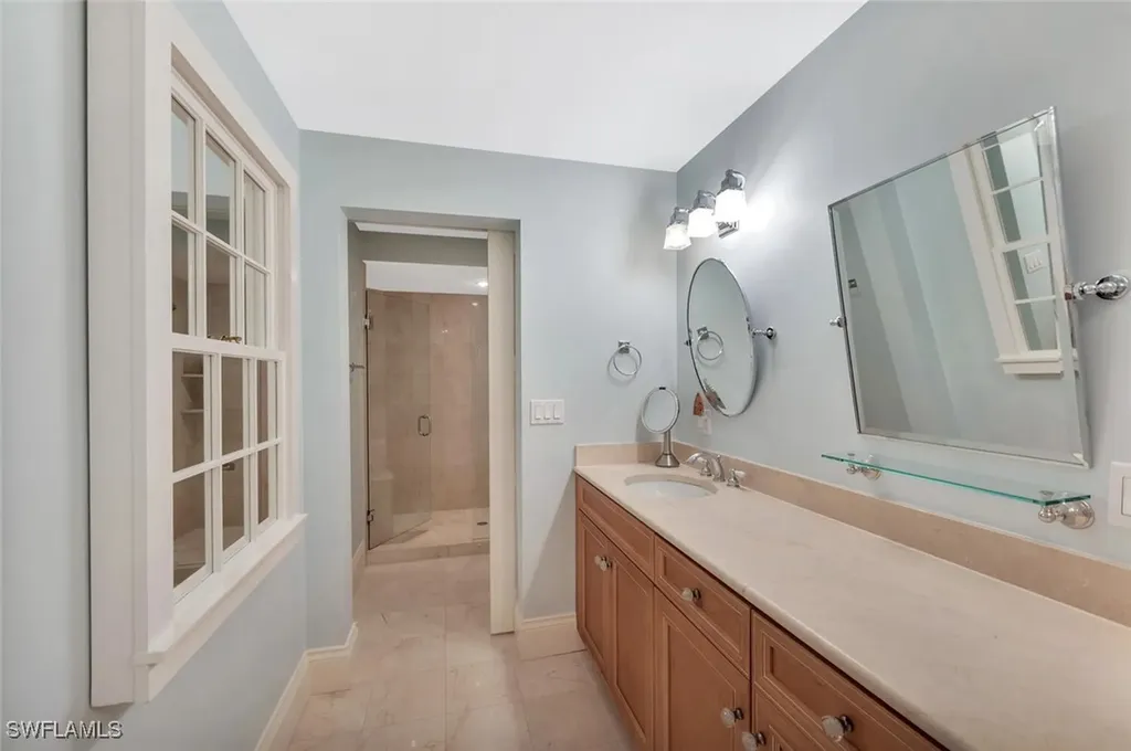 325 3rd Street S Naples FL 34102
