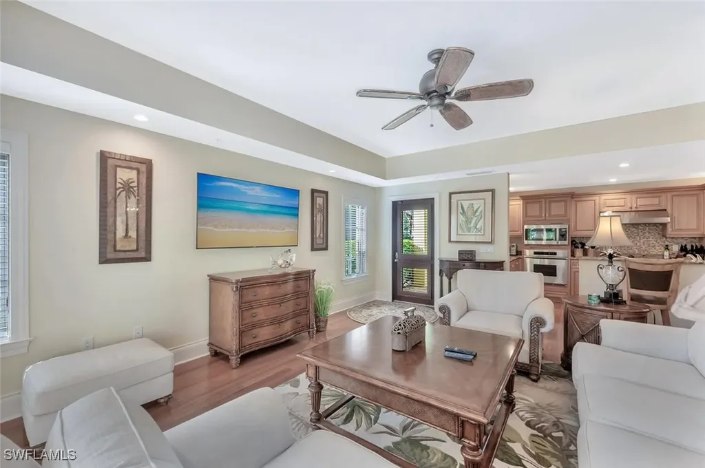 325 3rd Street S Naples FL 34102