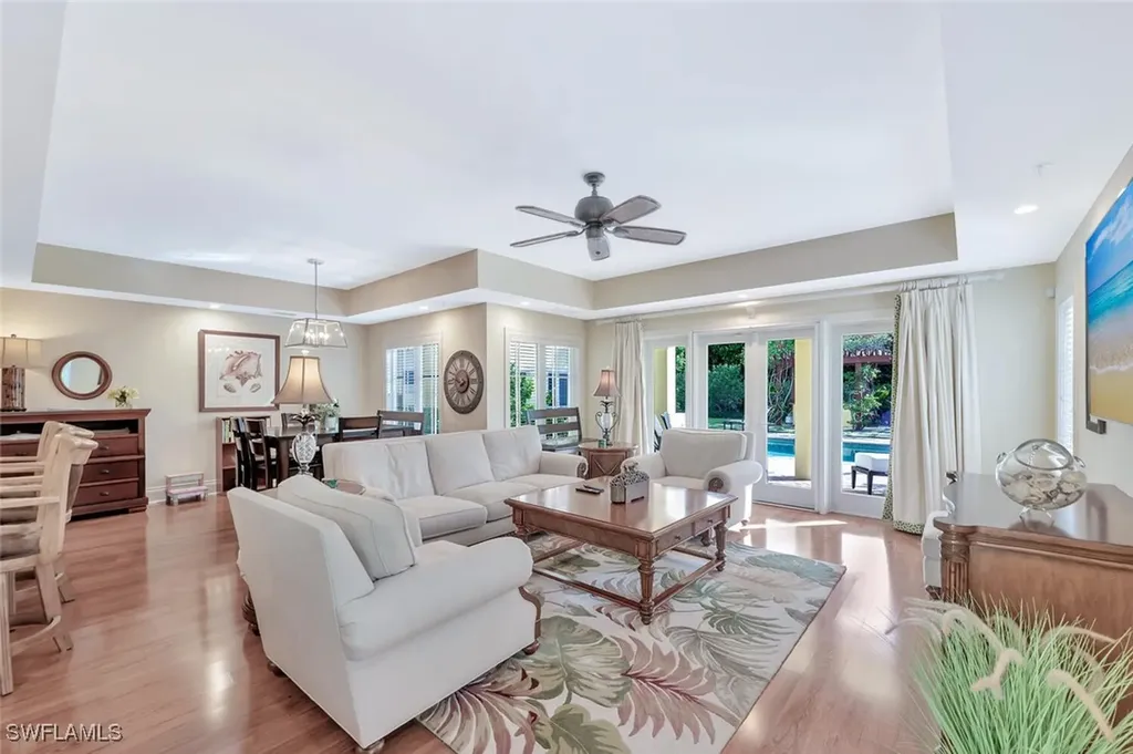325 3rd Street S Naples FL 34102