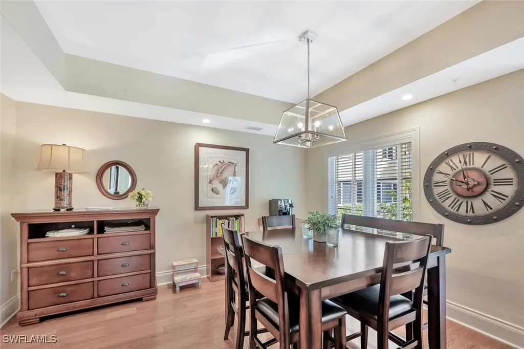 325 3rd Street S Naples FL 34102