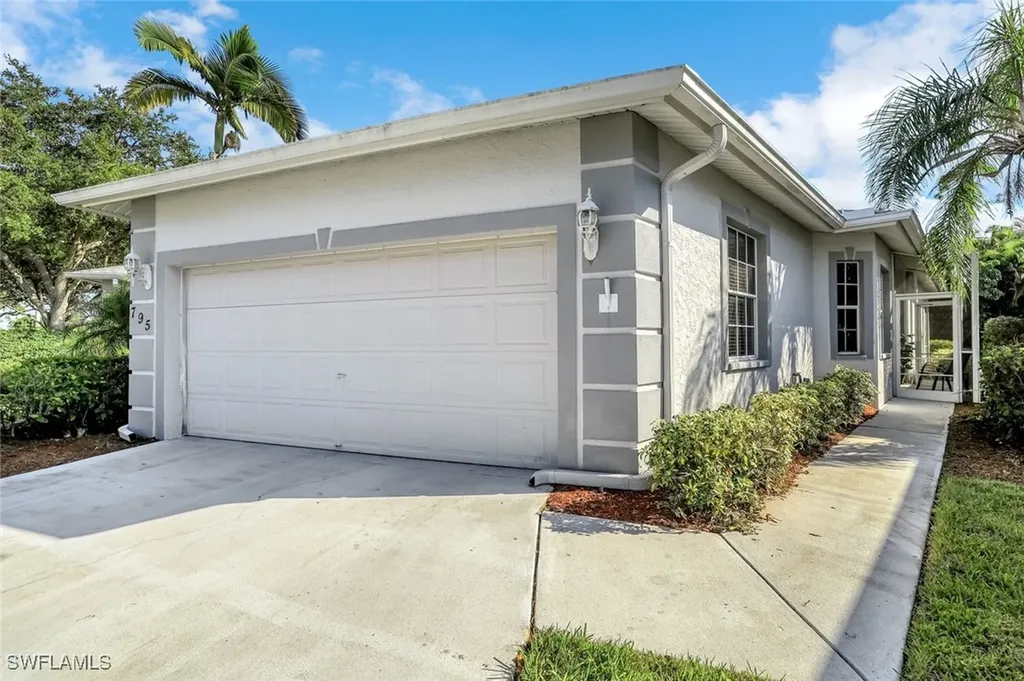Naples FL, 795 Crossfield Circle, Unit 85
