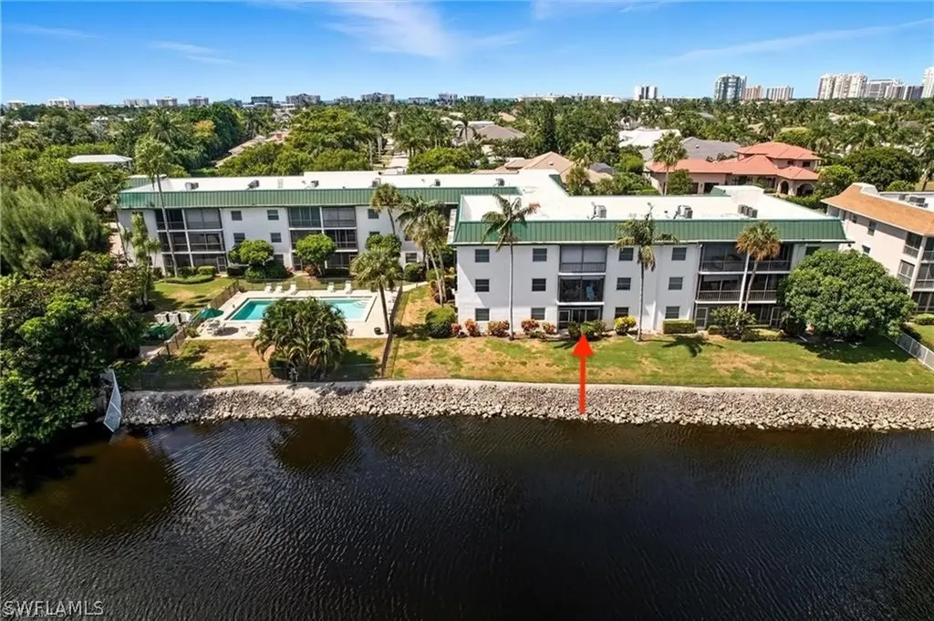 3030 Binnacle Drive Naples FL 34103