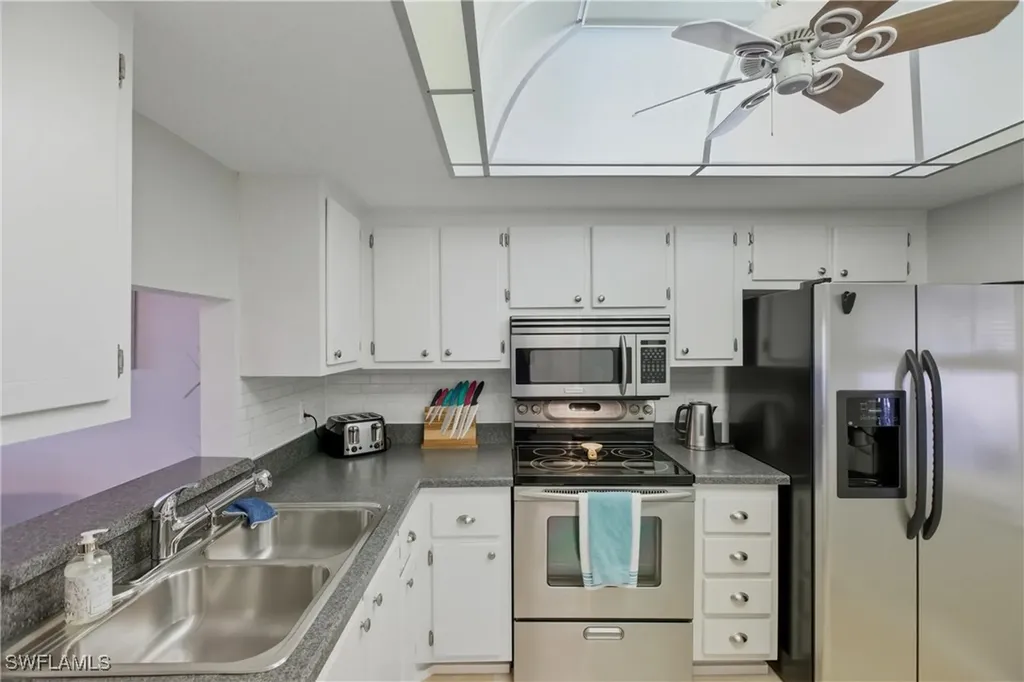 3030 Binnacle Drive Naples FL 34103