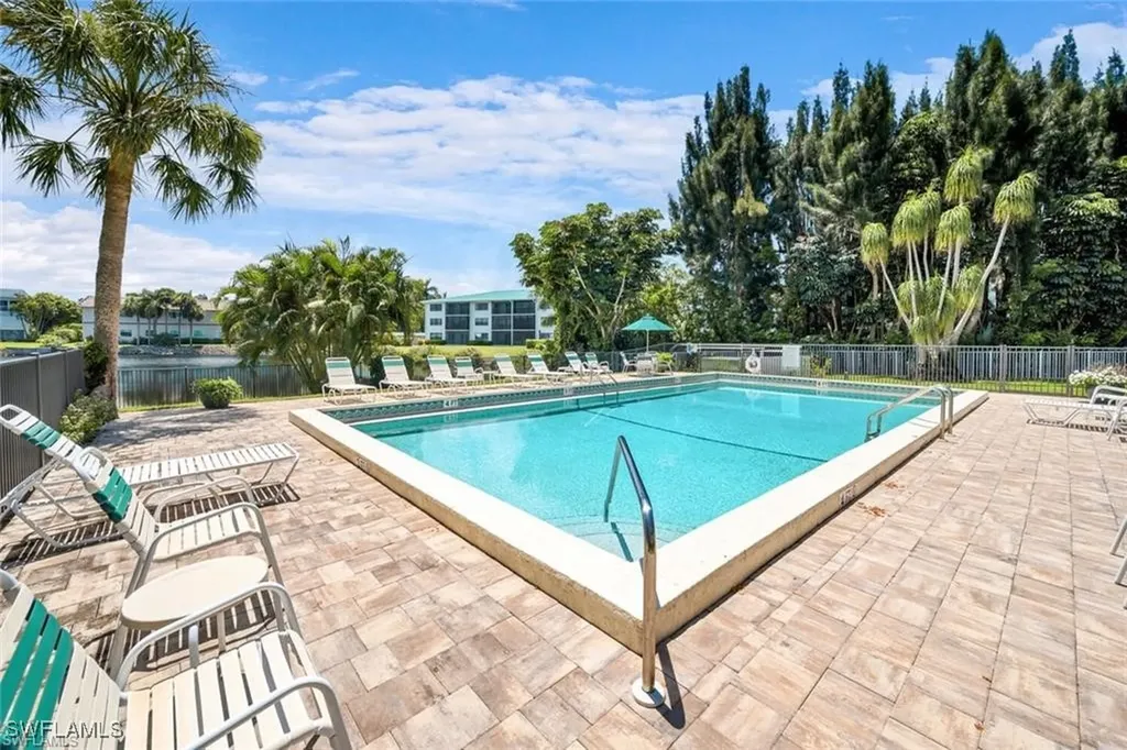 3030 Binnacle Drive Naples FL 34103