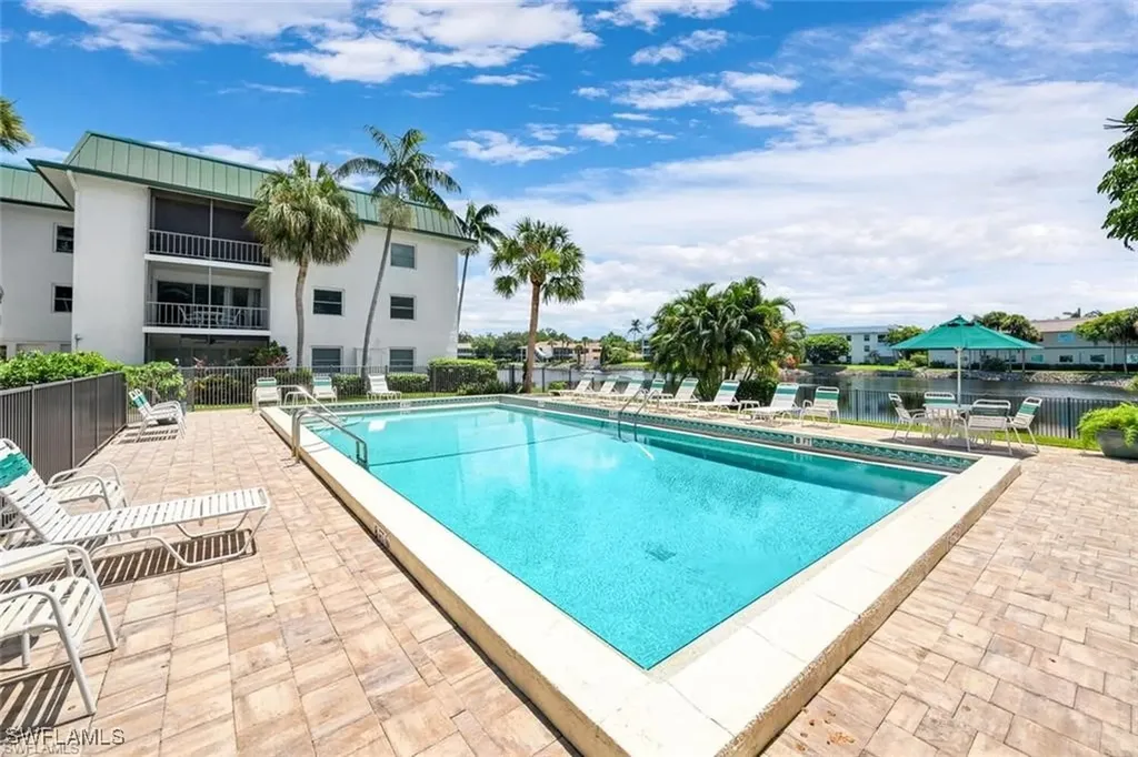3030 Binnacle Drive Naples FL 34103