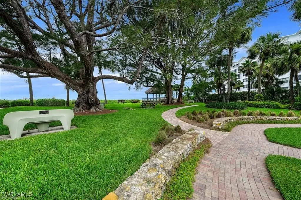 3030 Binnacle Drive Naples FL 34103