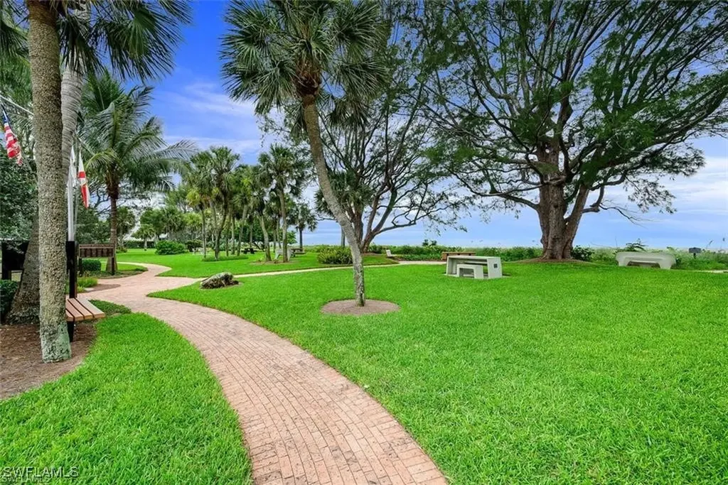3030 Binnacle Drive Naples FL 34103