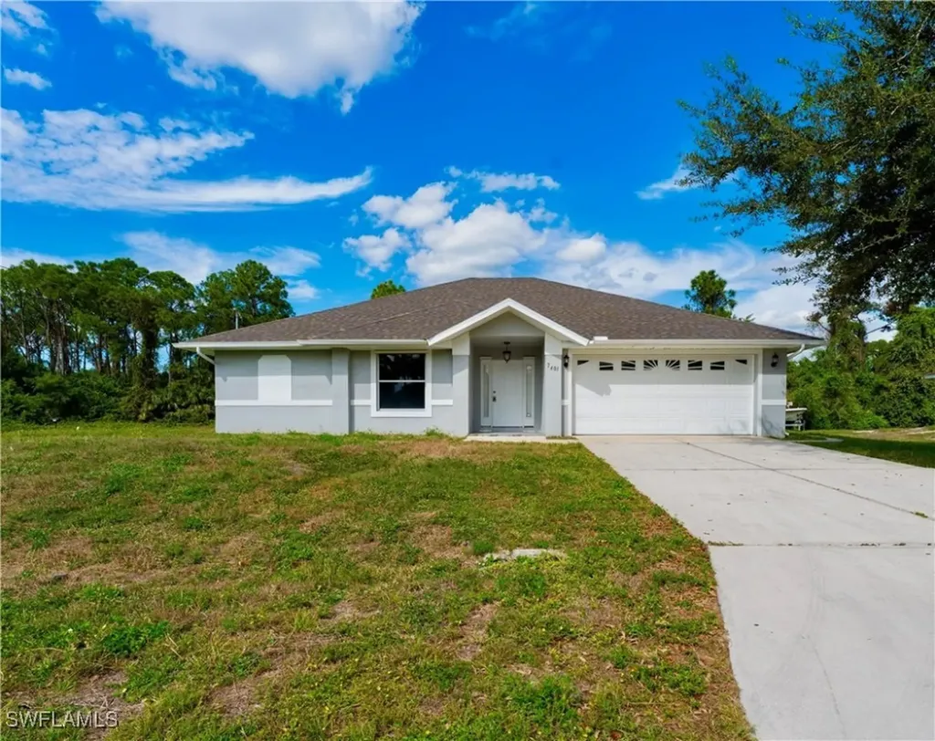 2601 E 8th Street Lehigh Acres FL 33936