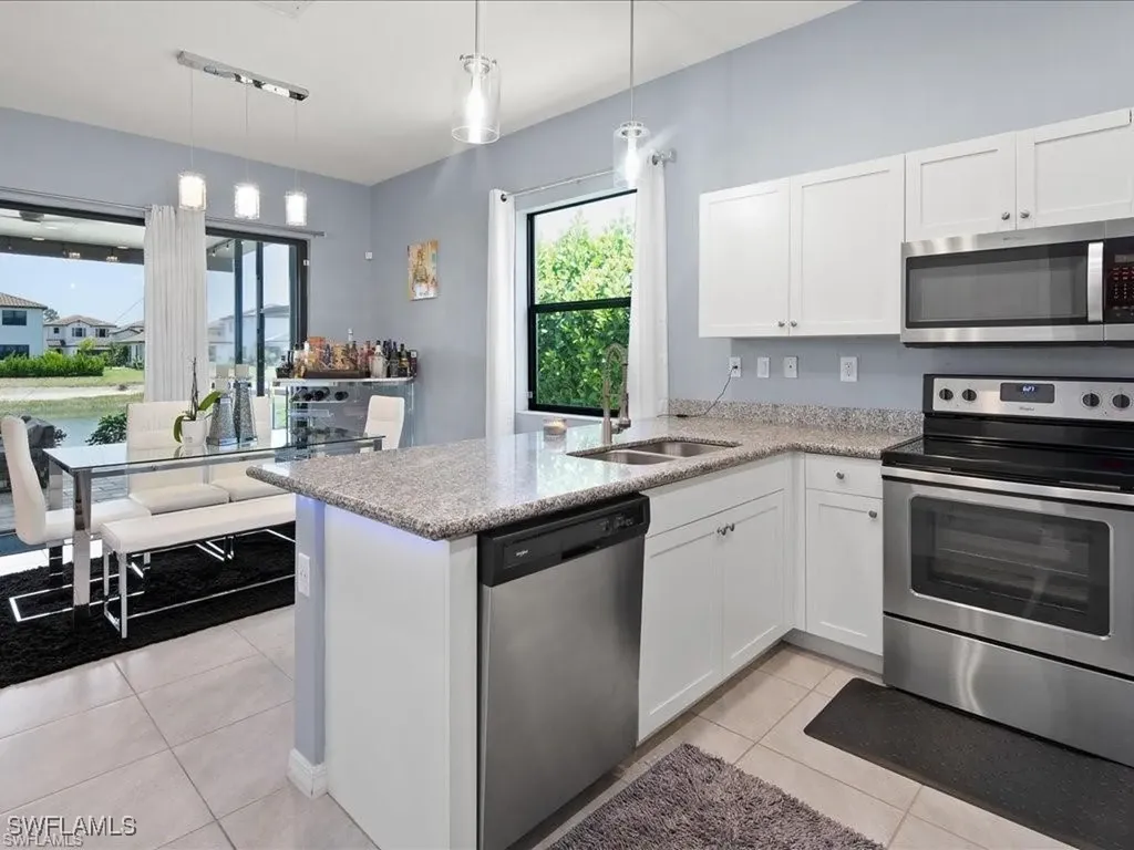 8812 Madrid Circle Naples FL 34104