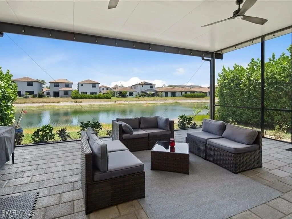 8812 Madrid Circle Naples FL 34104