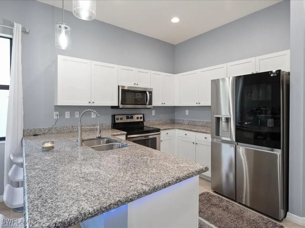 8812 Madrid Circle Naples FL 34104
