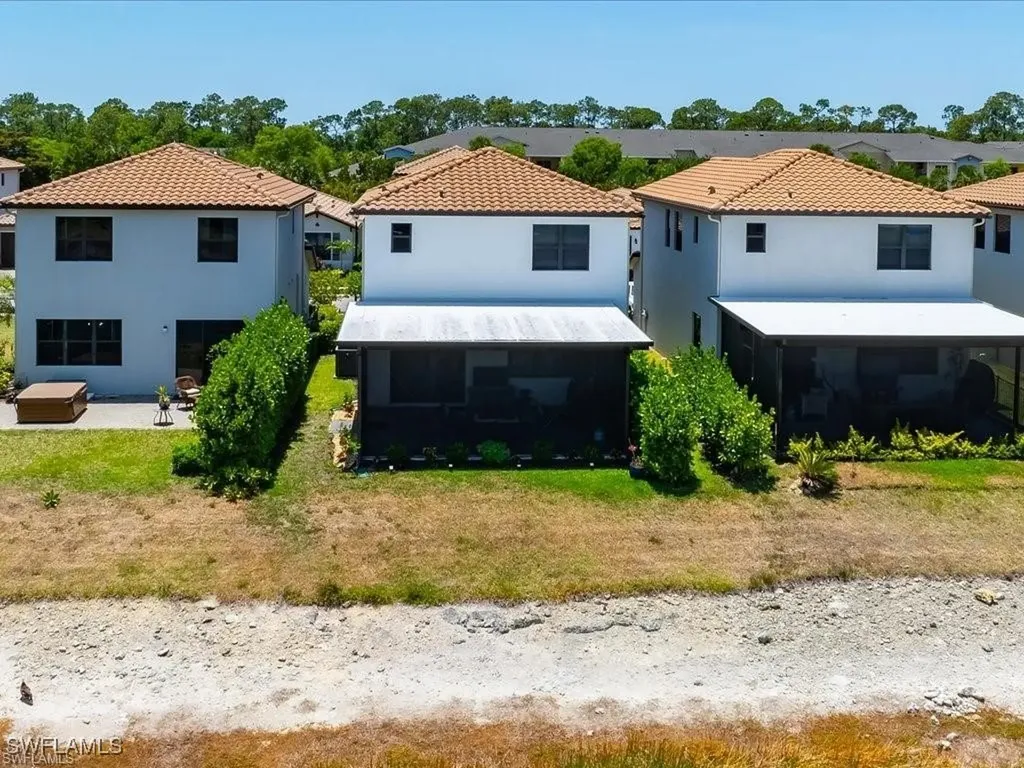 8812 Madrid Circle Naples FL 34104
