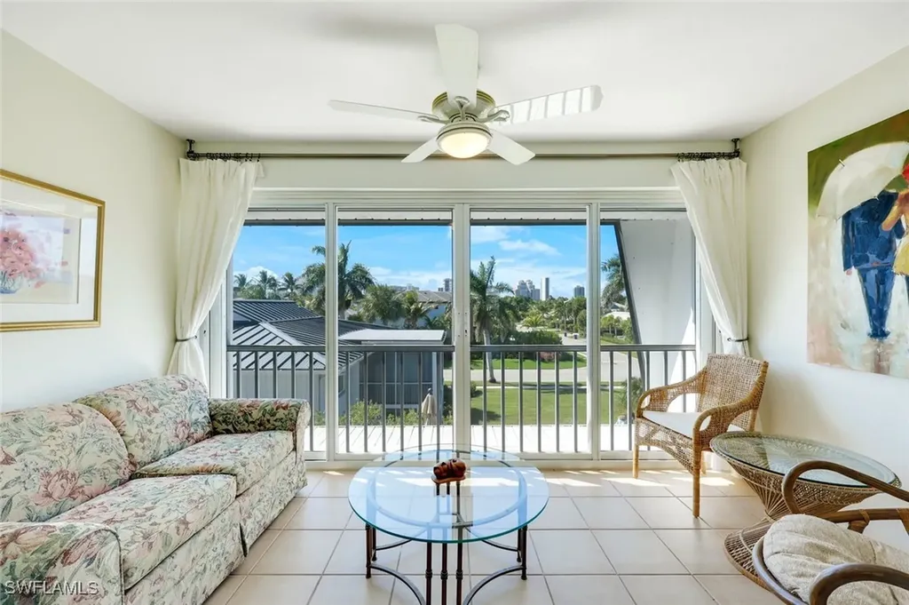 4200 Belair Lane Naples FL 34103