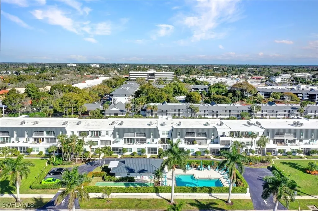4200 Belair Lane Naples FL 34103