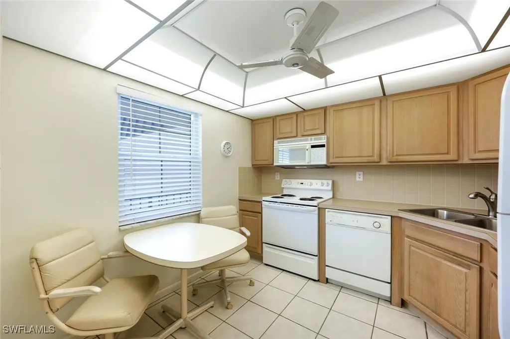 4200 Belair Lane Naples FL 34103