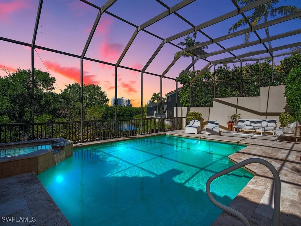7817 Vizcaya Way Naples FL 34108