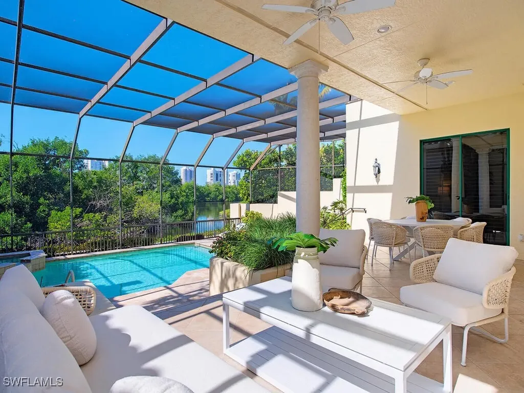 7817 Vizcaya Way Naples FL 34108