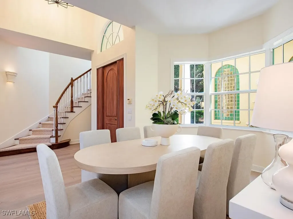 7817 Vizcaya Way Naples FL 34108