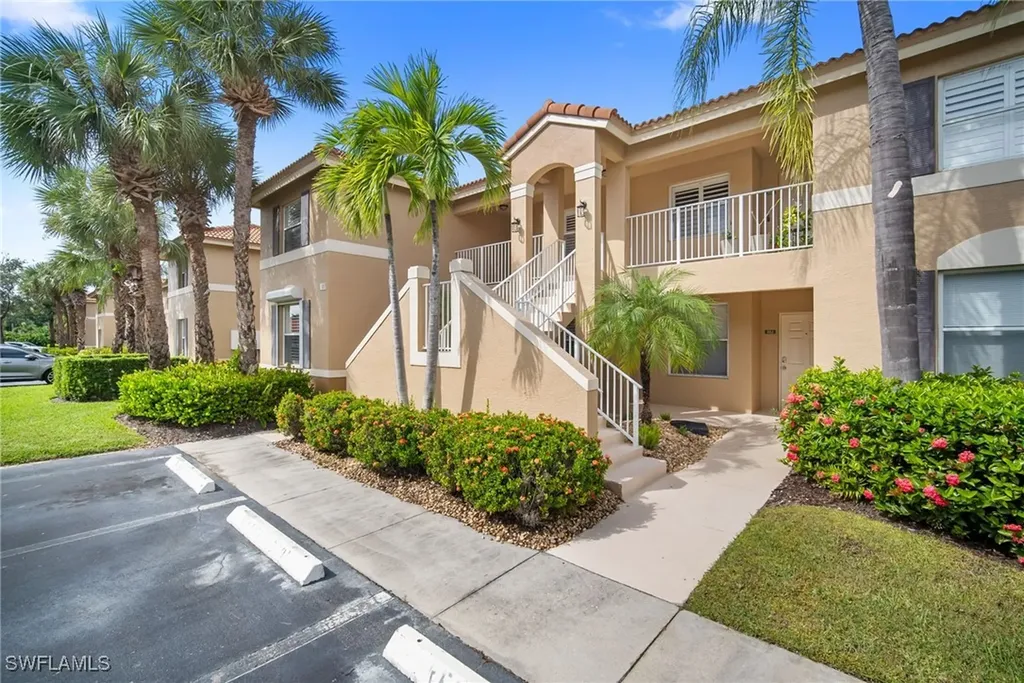 2453 Millcreek Lane Naples FL 34119