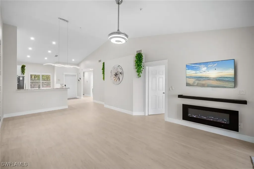2453 Millcreek Lane Naples FL 34119