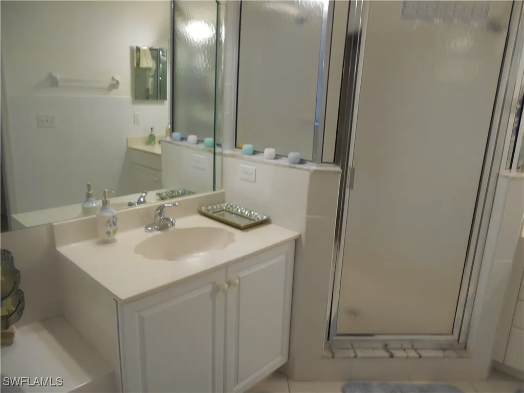 230 W Naomi Drive Naples FL 34104