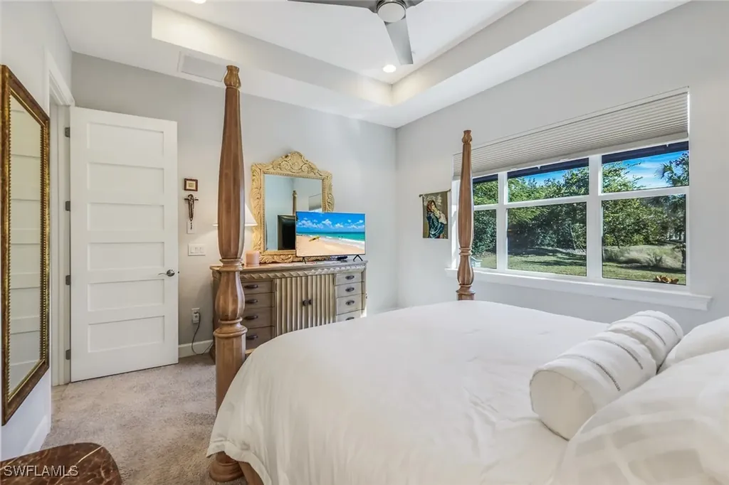 5802 Haiti Drive Naples FL 34113