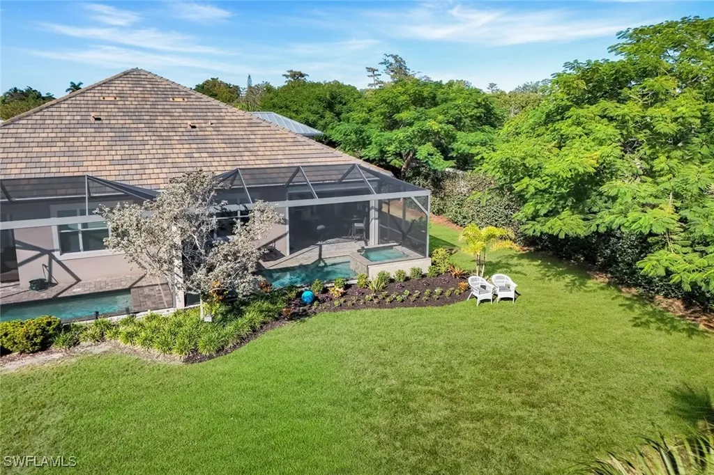 5802 Haiti Drive Naples FL 34113