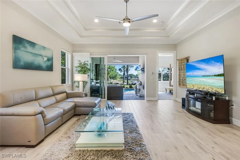 5802 Haiti Drive Naples FL 34113