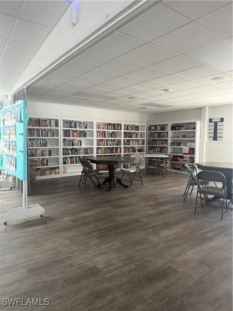 350 Shoreland Drive Fort Myers FL 33905