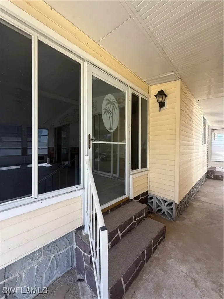 350 Shoreland Drive Fort Myers FL 33905