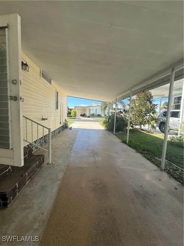 350 Shoreland Drive Fort Myers FL 33905