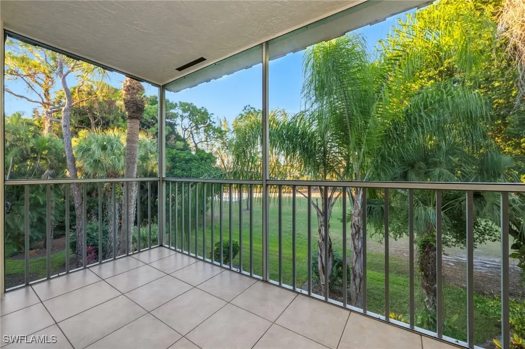 499 Forest Lakes Boulevard Naples FL 34105