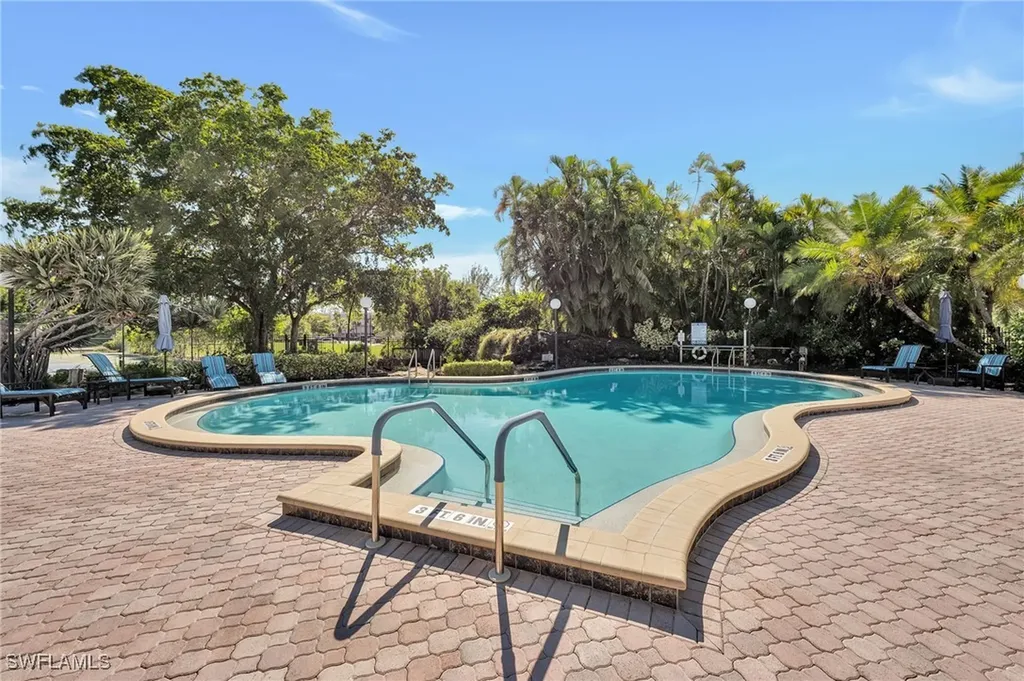 499 Forest Lakes Boulevard Naples FL 34105