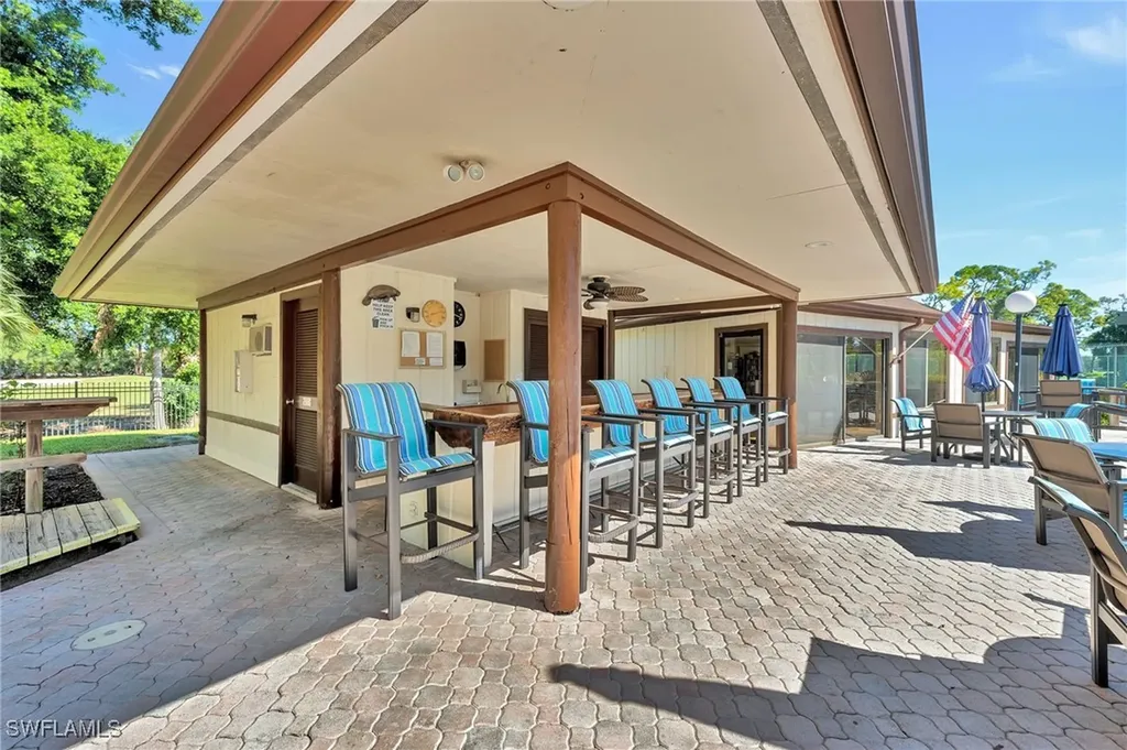 499 Forest Lakes Boulevard Naples FL 34105