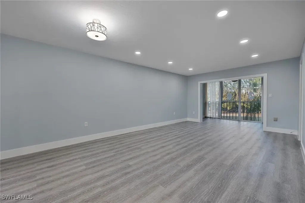 499 Forest Lakes Boulevard Naples FL 34105