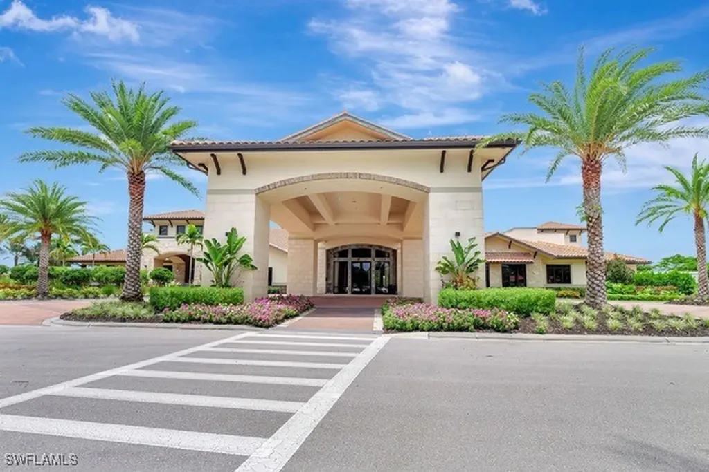 9637 Montelanico Loop Naples FL 34119