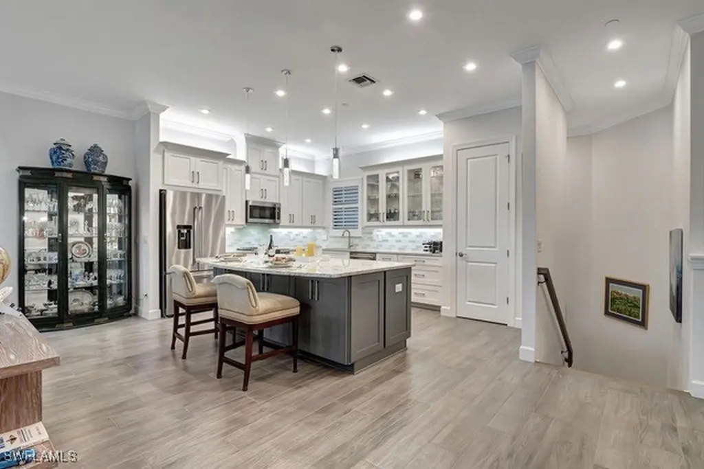 9637 Montelanico Loop Naples FL 34119