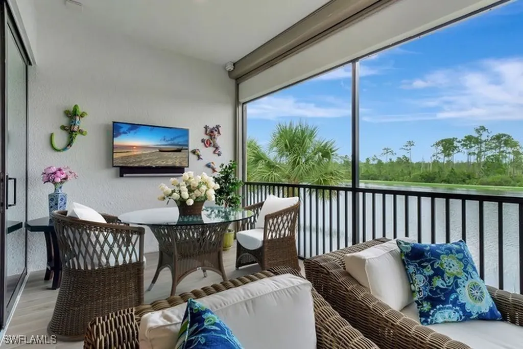 9637 Montelanico Loop Naples FL 34119