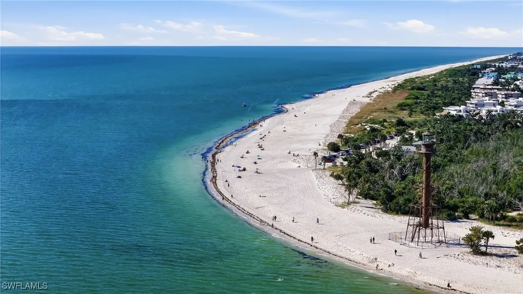 200 Periwinkle Way Sanibel FL 33957