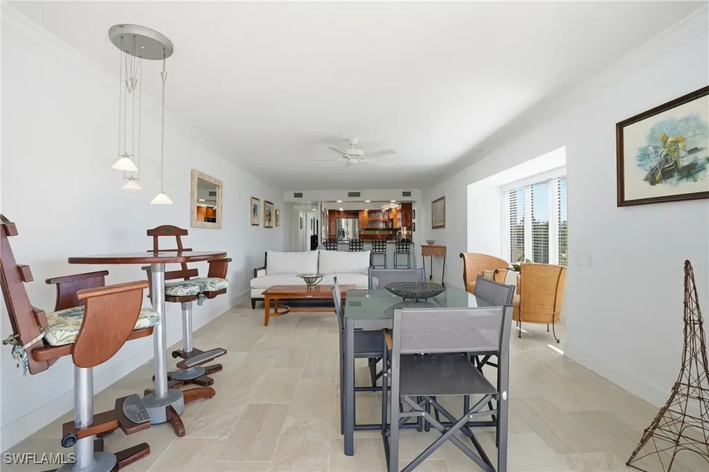 200 Periwinkle Way Sanibel FL 33957