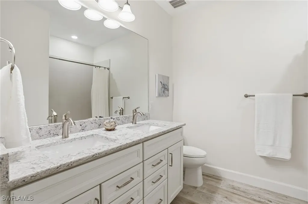 17210 Ashcomb Way Estero FL 33928