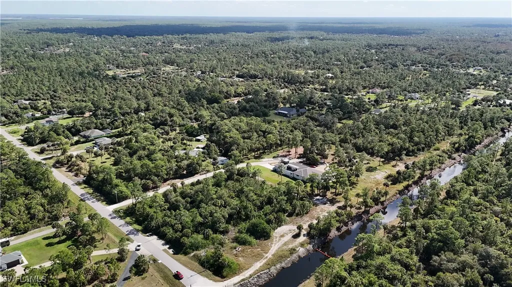 8TH Avenue NE Naples FL 34120