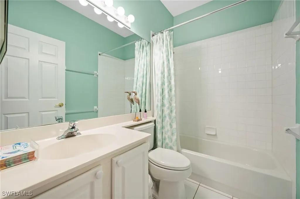 1742 Marsh Run Naples FL 34109